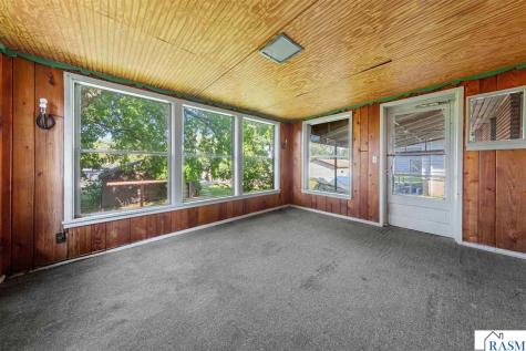 1005 S Minnesota Street New Ulm MN 56073-3420