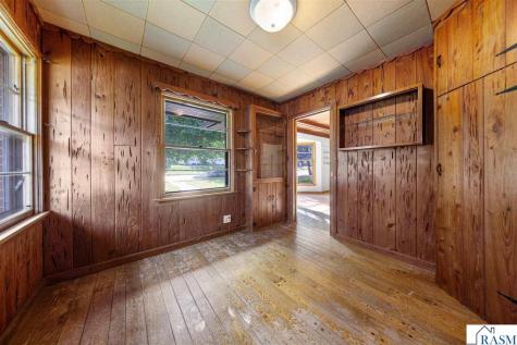 1005 S Minnesota Street New Ulm MN 56073-3420