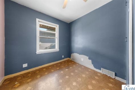 1005 S Minnesota Street New Ulm MN 56073-3420