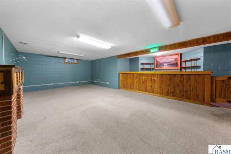 1005 S Minnesota Street New Ulm MN 56073-3420