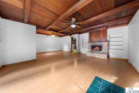 1005 S Minnesota Street New Ulm MN 56073-3420
