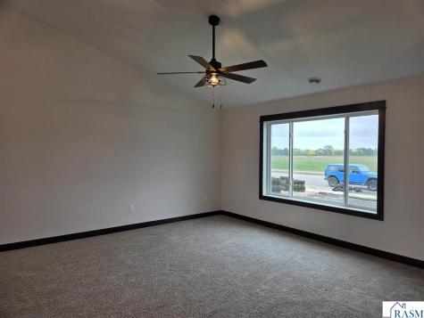 1088 Cullen Street St. Peter MN 56082-1229