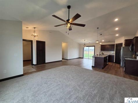 1088 Cullen Street St. Peter MN 56082-1229