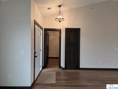 1088 Cullen Street St. Peter MN 56082-1229