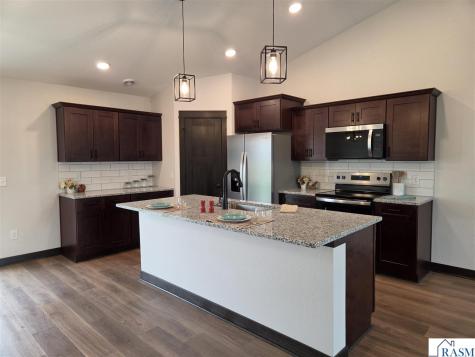 1088 Cullen Street St. Peter MN 56082-1229