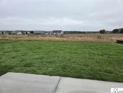 1088 Cullen Street St. Peter MN 56082-1229