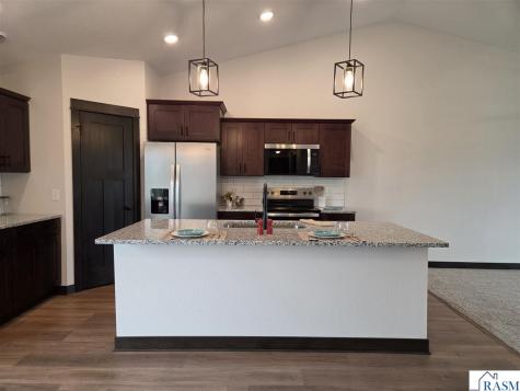 1088 Cullen Street St. Peter MN 56082-1229