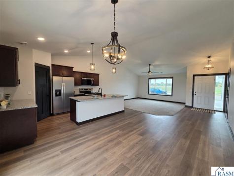 1088 Cullen Street St. Peter MN 56082-1229