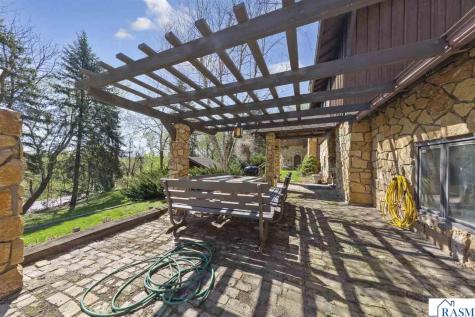 38630 U.s. Highway 169 St. Peter MN 56082