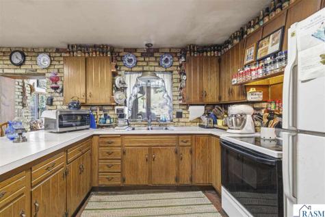 38630 U.s. Highway 169 St. Peter MN 56082