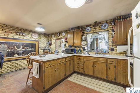 38630 U.s. Highway 169 St. Peter MN 56082