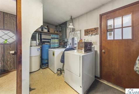 38630 U.s. Highway 169 St. Peter MN 56082