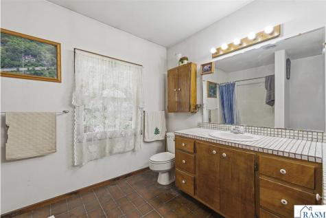 38630 U.s. Highway 169 St. Peter MN 56082