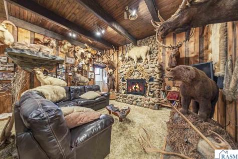 38630 U.s. Highway 169 St. Peter MN 56082
