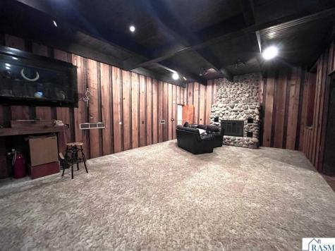 38630 U.s. Highway 169 St. Peter MN 56082
