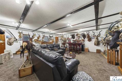 38630 U.s. Highway 169 St. Peter MN 56082