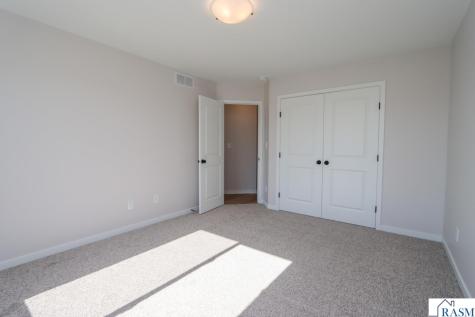 11 Sunset Court North Mankato MN 56003