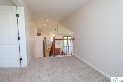 11 Sunset Court North Mankato MN 56003