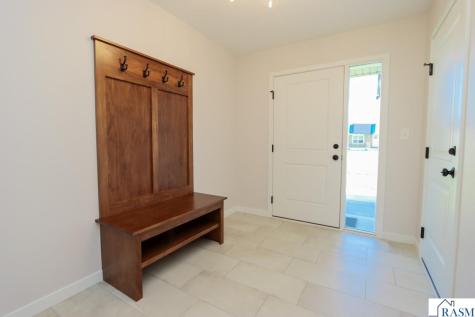 11 Sunset Court North Mankato MN 56003