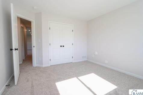 11 Sunset Court North Mankato MN 56003