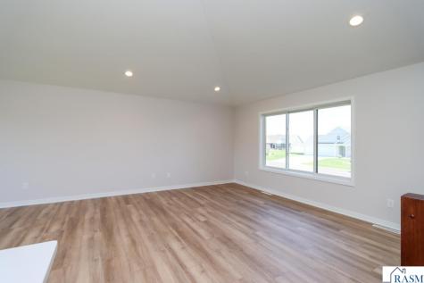 11 Sunset Court North Mankato MN 56003