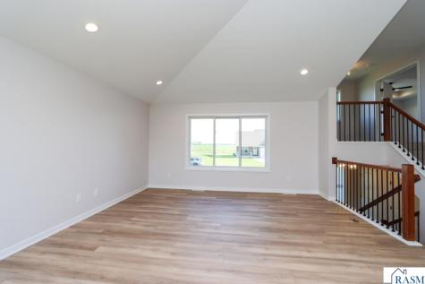 11 Sunset Court North Mankato MN 56003