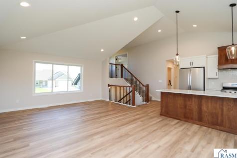 11 Sunset Court North Mankato MN 56003