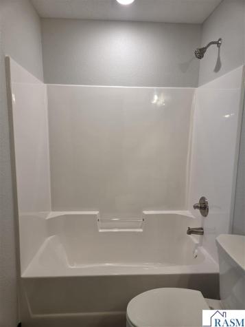 204 Barony Road Le Sueur MN 56058-2075