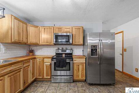 214 Rogers Street Mankato MN 56001