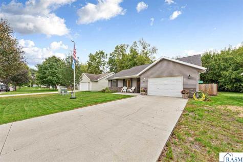 214 Rogers Street Mankato MN 56001