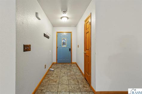 214 Rogers Street Mankato MN 56001