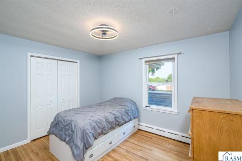 914 N 5th Street St. Peter MN 56082