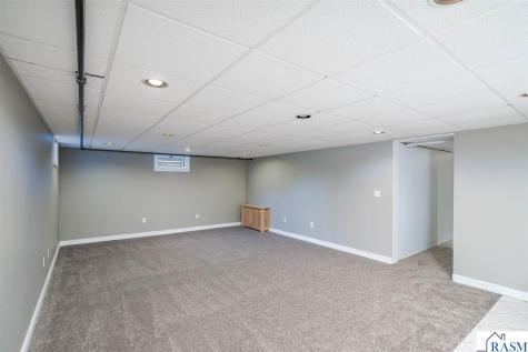 914 N 5th Street St. Peter MN 56082