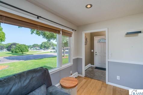 914 N 5th Street St. Peter MN 56082