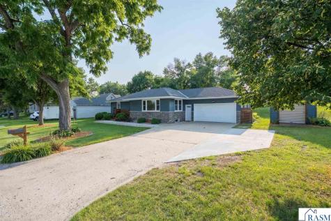 914 N 5th Street St. Peter MN 56082