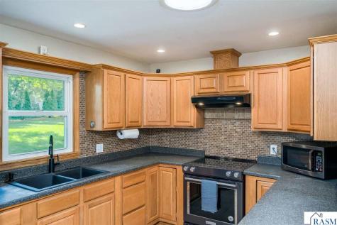 914 N 5th Street St. Peter MN 56082