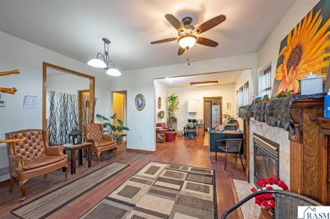 1023 S Front Street Mankato MN 55001