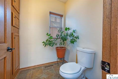 1023 S Front Street Mankato MN 55001