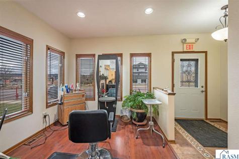 1023 S Front Street Mankato MN 55001