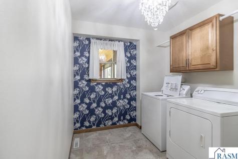 12991 Meadow Creek Drive New Ulm MN 56073