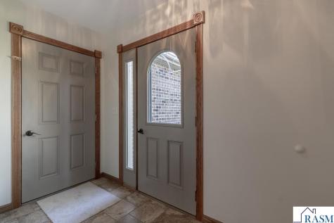 12991 Meadow Creek Drive New Ulm MN 56073