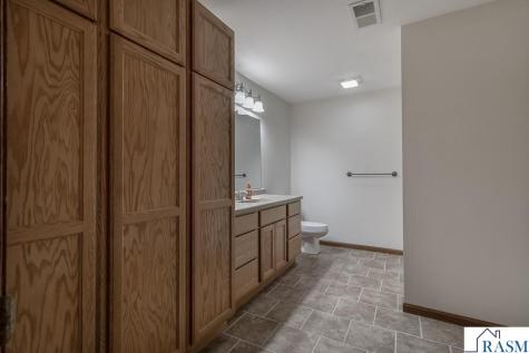 12991 Meadow Creek Drive New Ulm MN 56073