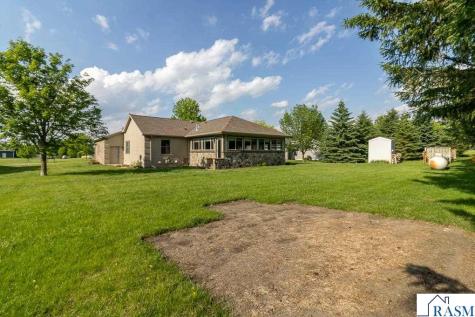 12991 Meadow Creek Drive New Ulm MN 56073
