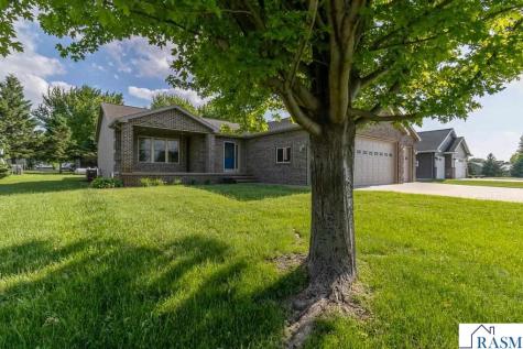12991 Meadow Creek Drive New Ulm MN 56073