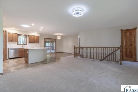 12991 Meadow Creek Drive New Ulm MN 56073