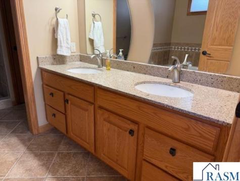 421 Diamond Creek Road Mankato MN 56001