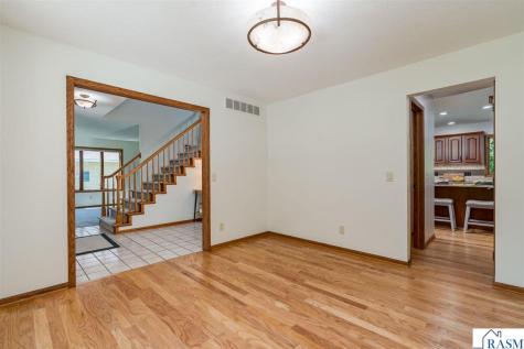 2295 Northridge Drive North Mankato MN 56003