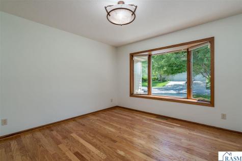 2295 Northridge Drive North Mankato MN 56003