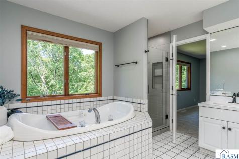 2295 Northridge Drive North Mankato MN 56003
