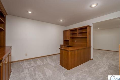 2295 Northridge Drive North Mankato MN 56003